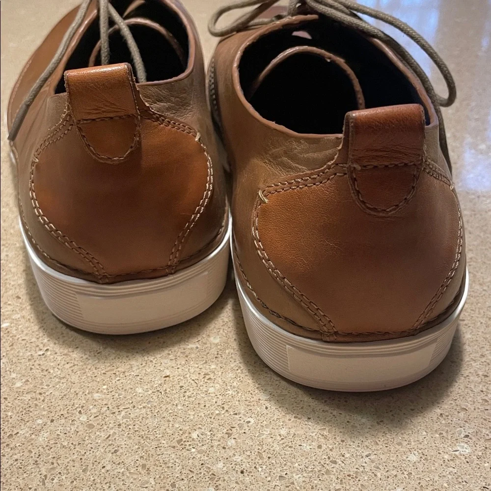 Johnston & Murphy Chestnut Brown Leather Derby Sneakers
